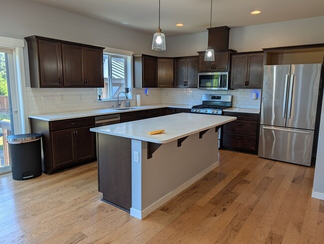Building Photo - 1710 River Walk Ln