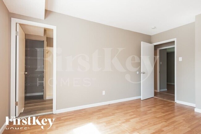 Foto del edificio - 9553 Winkler Dr