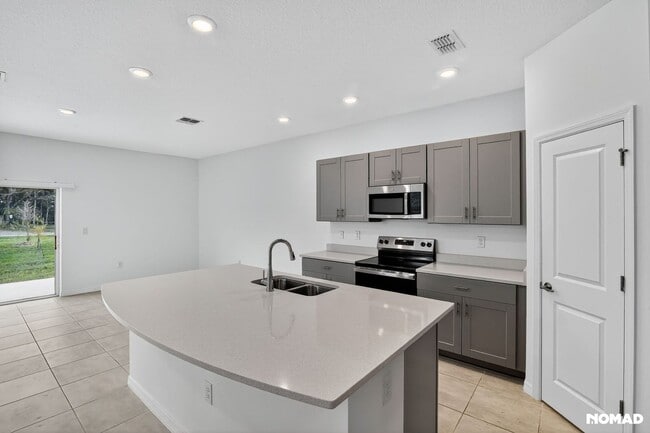 Building Photo - 316 Riverfront Wy