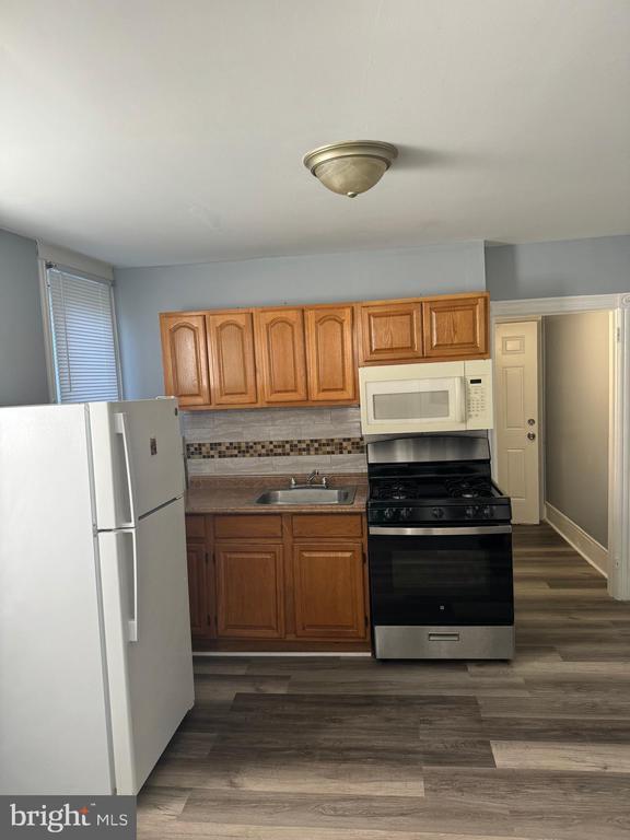 Foto del edificio - 2825 W Lehigh Ave