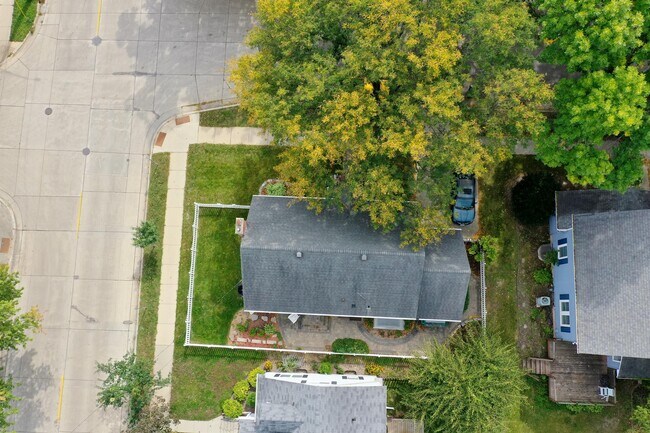 Foto del edificio - 1103 1st St NW