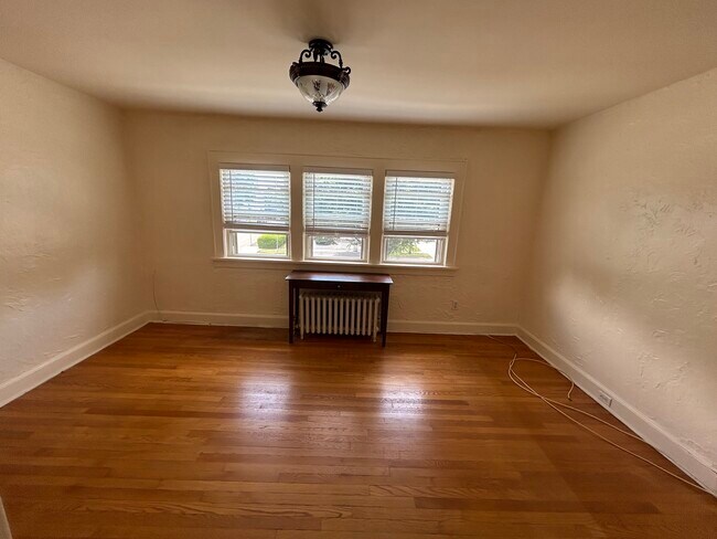 Foto del edificio - 114 Barkley Ave