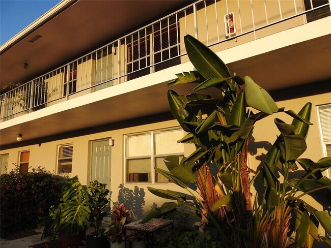 Foto del edificio - 1600 NE 3rd Ave