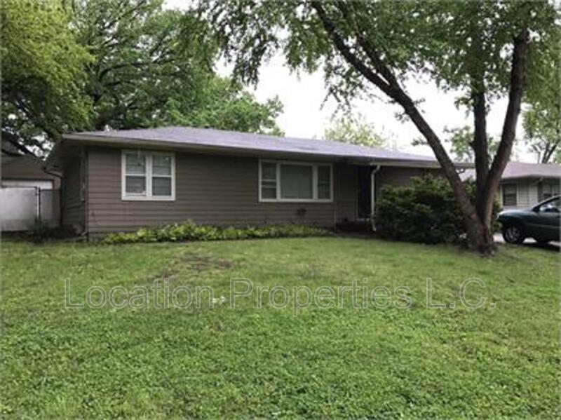 Foto principal - 827 W 22nd Terrace