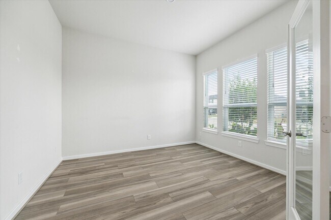 Foto del edificio - 9219 Edgeberry Dr