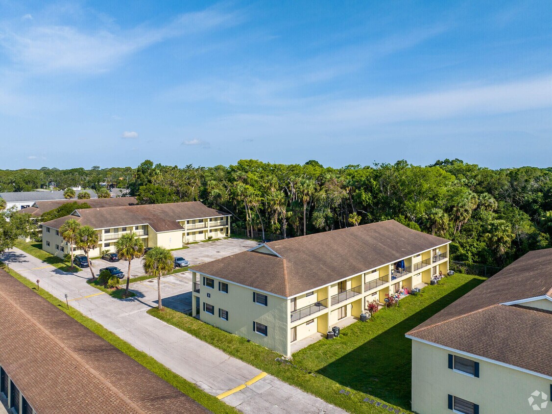 Foto principal - 1803 S Parrott Ave