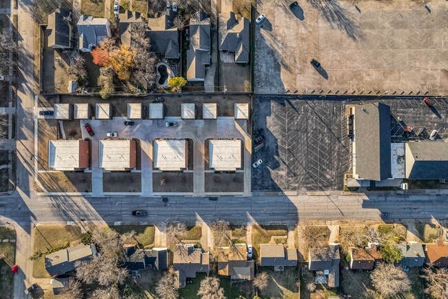 Building Photo - P.57 Kode Properties, LLC 1236-1238