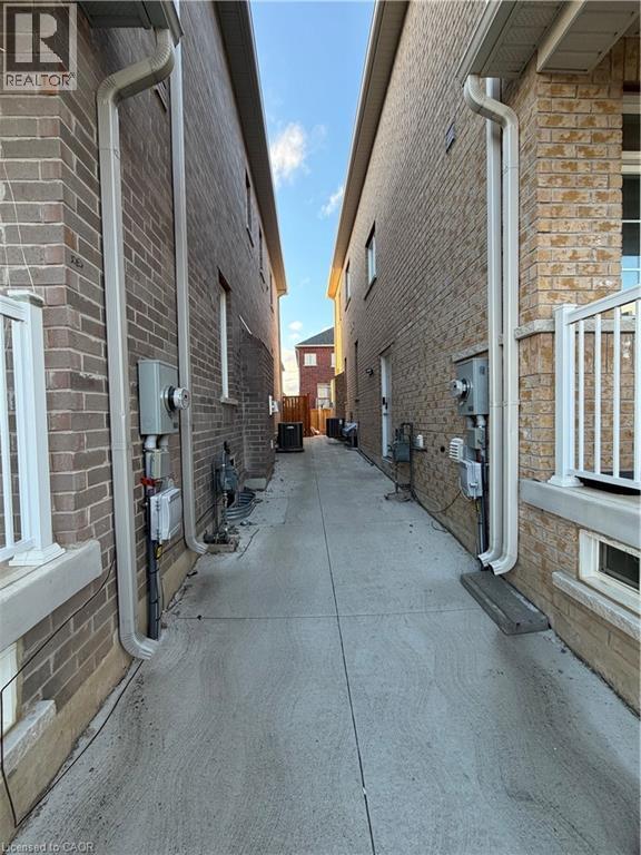 Building Photo - 89 Kenesky Dr