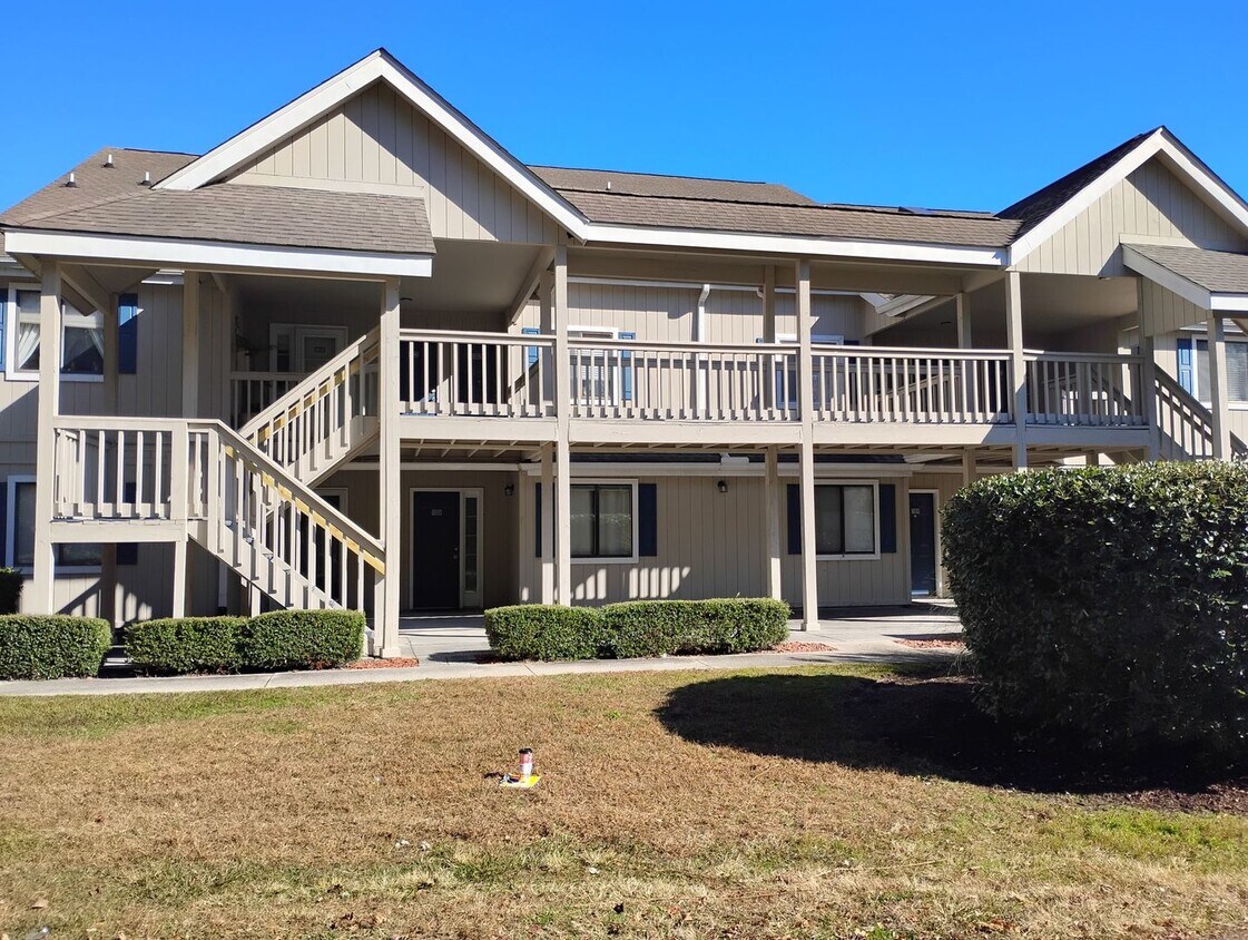 Foto principal - Unit 21F- Golf Colony