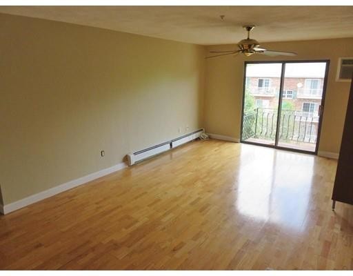 Foto principal - 59 Highland Glen Dr