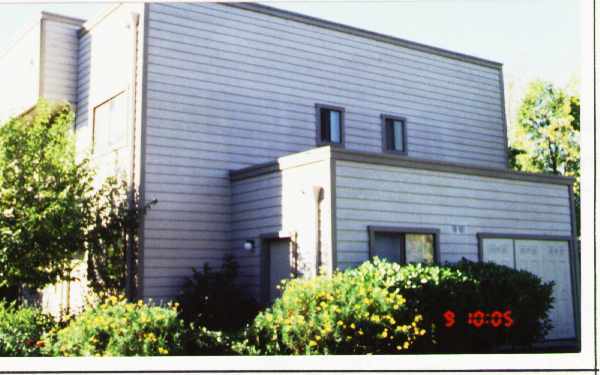 Foto principal - Meadowbrook Apartments