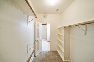 Building Photo - 8203 Fairgrove Park Ct