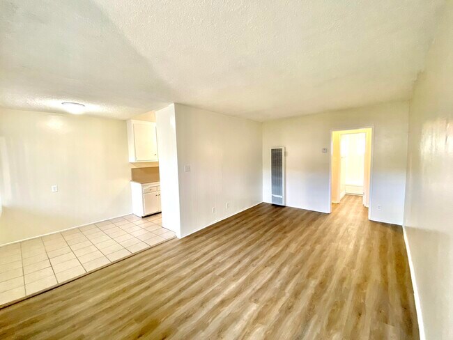 Foto del edificio - 1579 Chestnut Ave