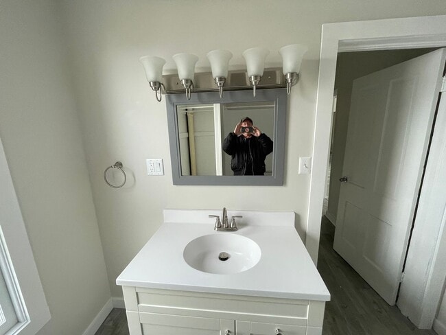 Foto del edificio - 319 18th St N