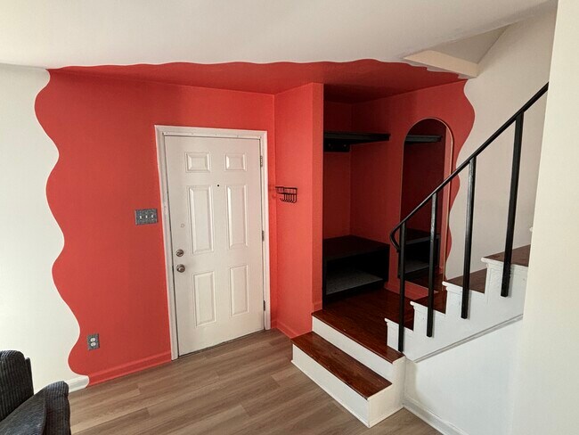 Foto del edificio - 4708 Leadenhall Dr