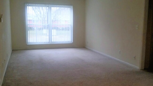 Foto del edificio - 1913 W 1st St