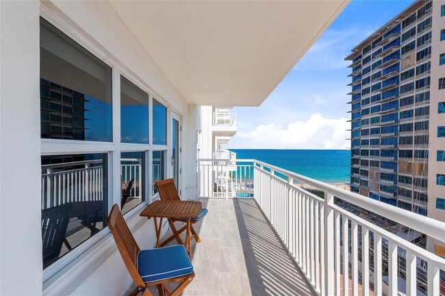 Building Photo - 3850 Galt Ocean Dr