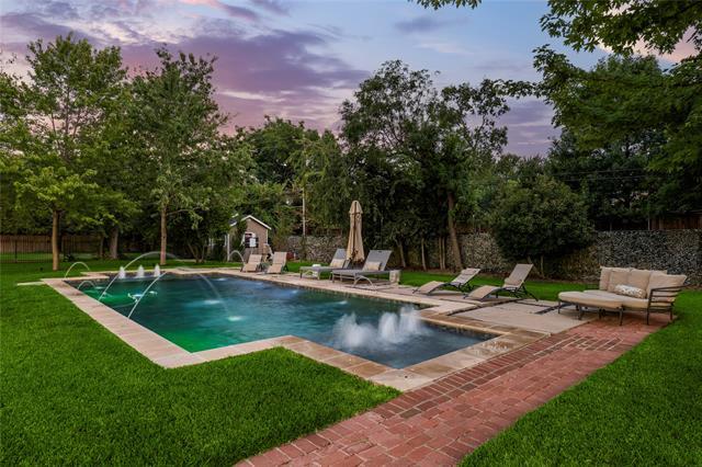 Foto del edificio - 4522 Walnut Hill Ln