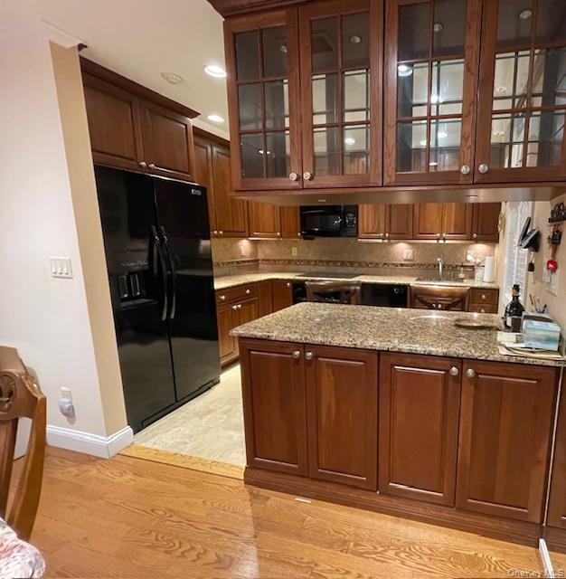 Building Photo - 183 Long Hill Dr