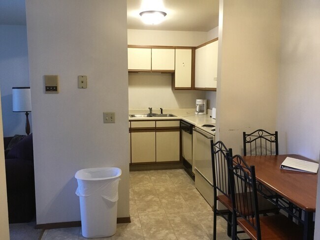 Interior Photo - Marsh Run