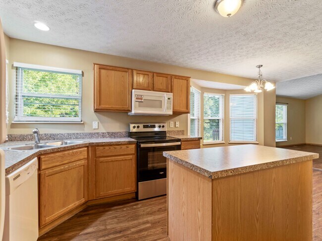 Foto del edificio - 7915 Brianna Drive
