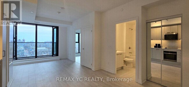 Building Photo - 20 Soudan Ave