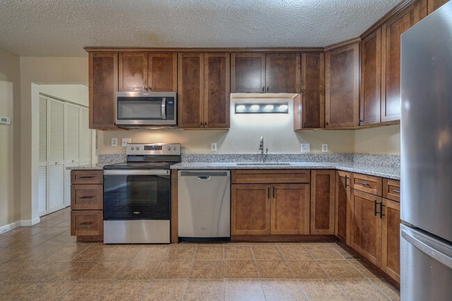 Foto del edificio - 135 Clover Valley Cir