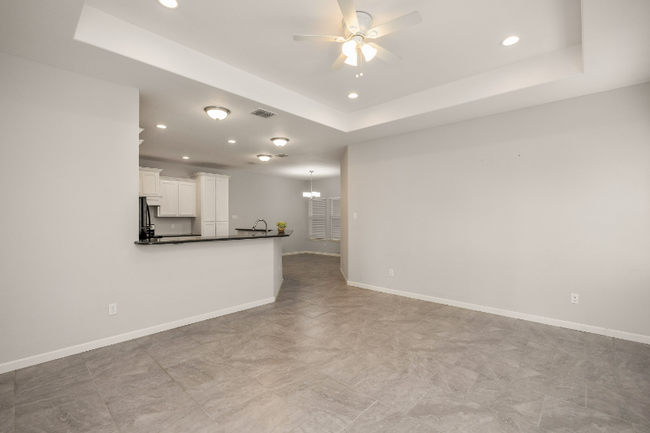 Building Photo - 6402 Williams Dr