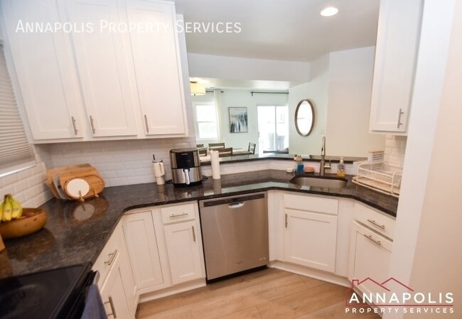 Foto del edificio - 1625 Hilltop Rd