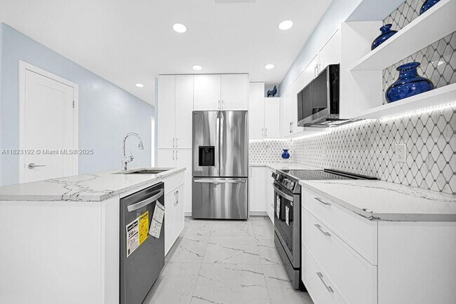 Foto del edificio - 2466 Taylor St