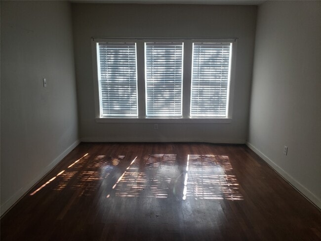 Foto del edificio - 2218 Arbor St