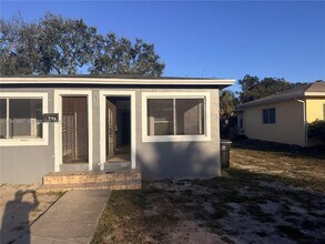 Building Photo - 432 NW 17th Ave