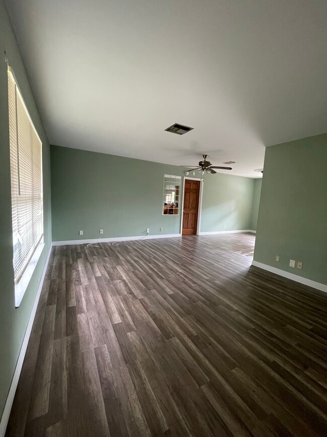 Photo - 44 Cuyahoga Rd House