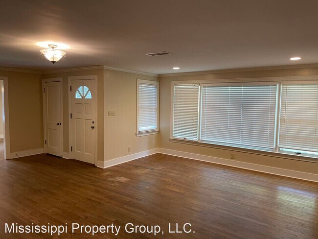 Building Photo - 3 br, 2 bath House - 220 Sivley Street