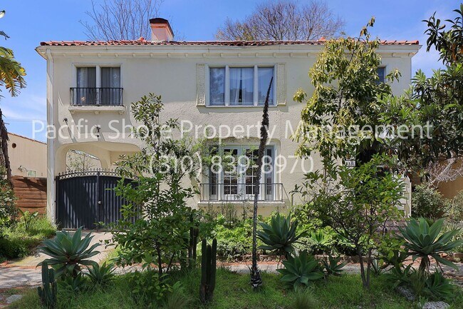 Foto del edificio - 533 N Windsor Blvd