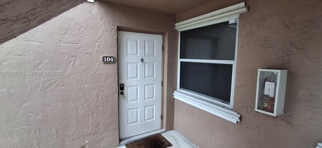 Building Photo - 1276 SW 113th Ter