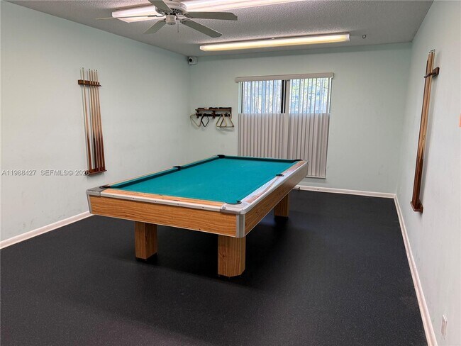 Foto del edificio - 7900 NW 50th St