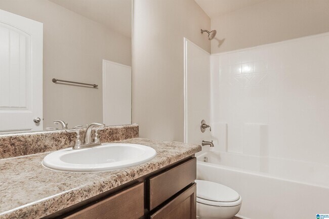 Building Photo - 413 Marsh Cir