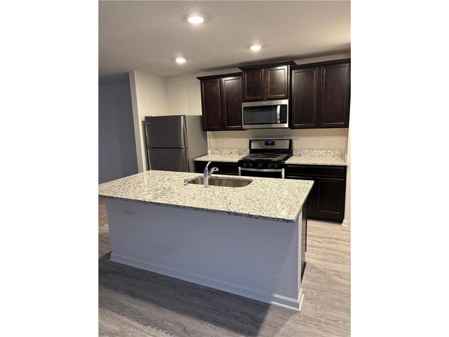 Building Photo - 1112 Natalie Ave