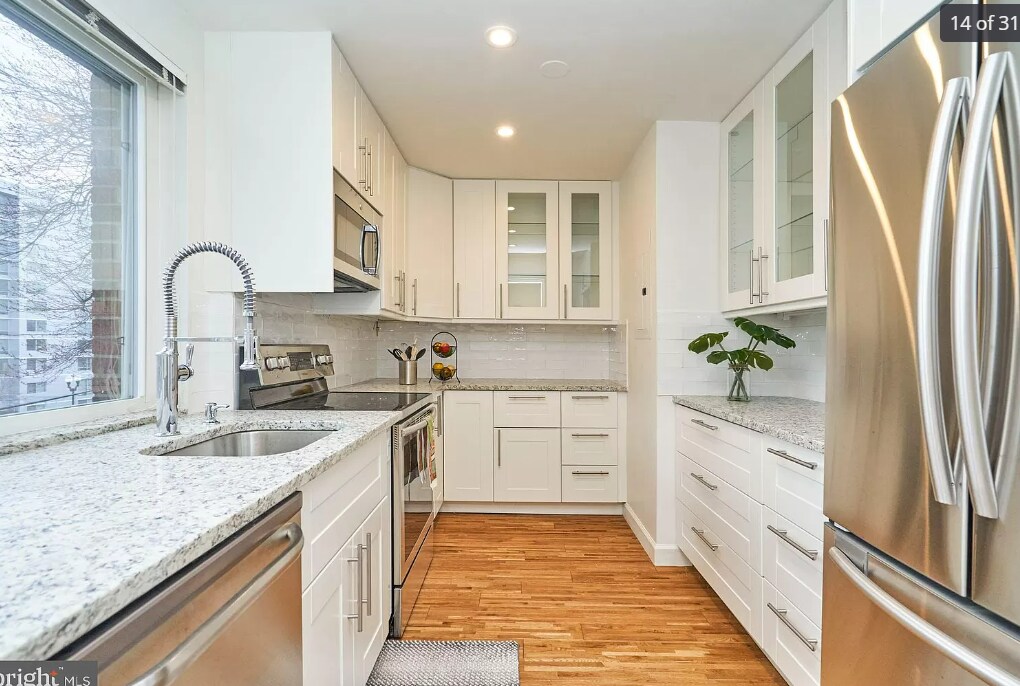 Primary Photo - 2129 19th St N