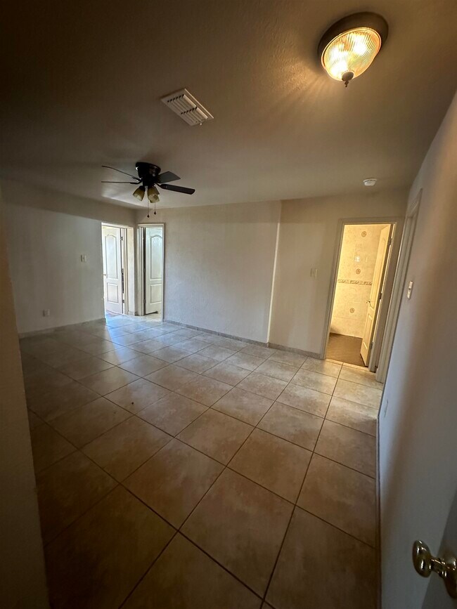 Foto del edificio - 4706 Pita Dr