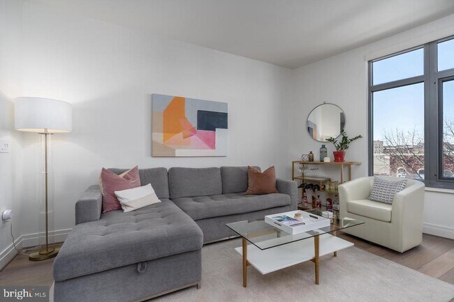 Foto del edificio - 810 O St NW