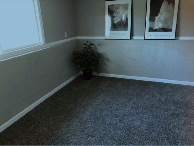 bedroom - 7350 River Bend Rd