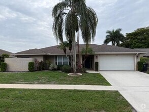 Building Photo - 1603 Hollyhock Rd