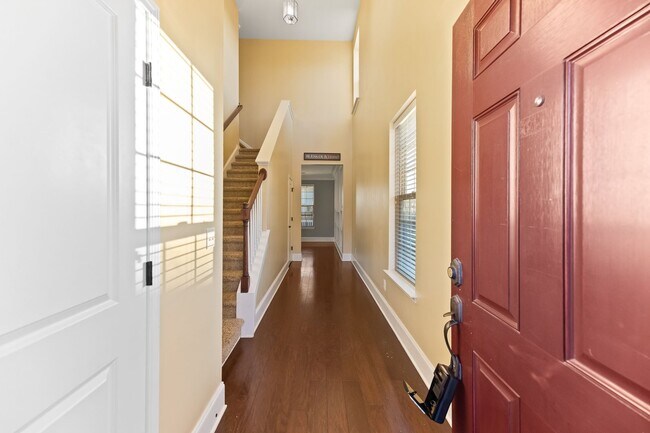 Foto del edificio - 3 BD 2.5 BA | Charming Home