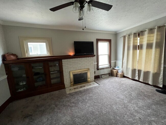 Building Photo - Boardman 2 Story, 3 Bedroom / 1 1/2 Bath ,...
