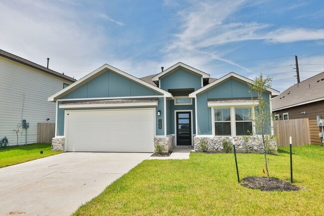Building Photo - 1023 Santee Ct