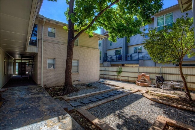 Building Photo - 4311 Cole Ave