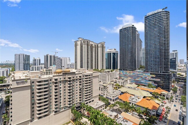 Foto del edificio - 1000 Brickell Plaza