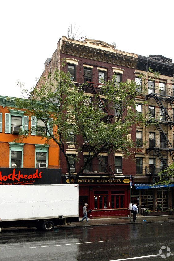 Building Photo - 497 Third Ave